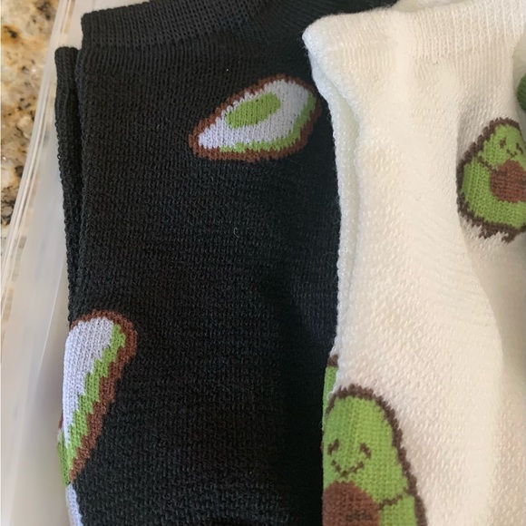 NWT 5 pairs of Avocado themed socks OS super cute - Picture 5 of 9